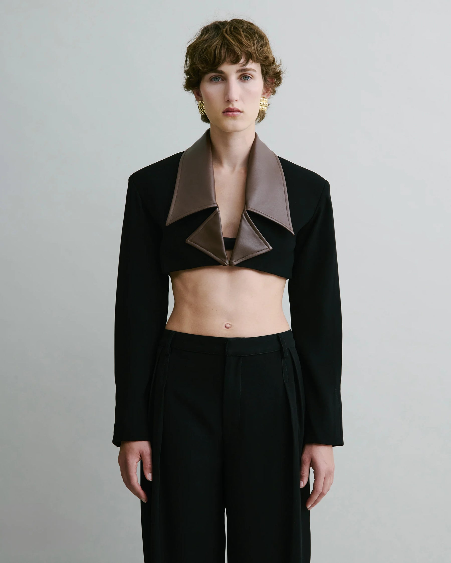 Cropped Frame Blazer